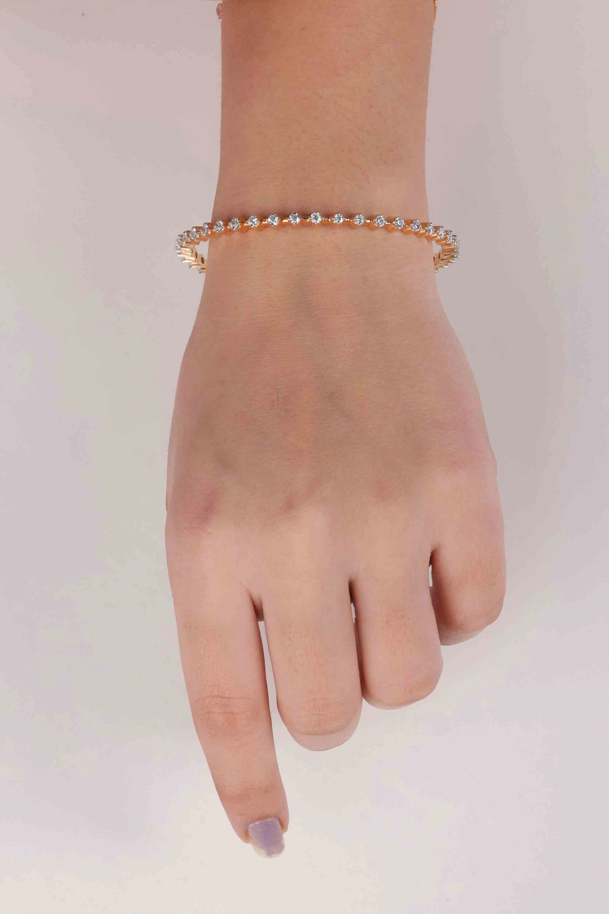 Simple adjustable bracelet designed for everyday wear